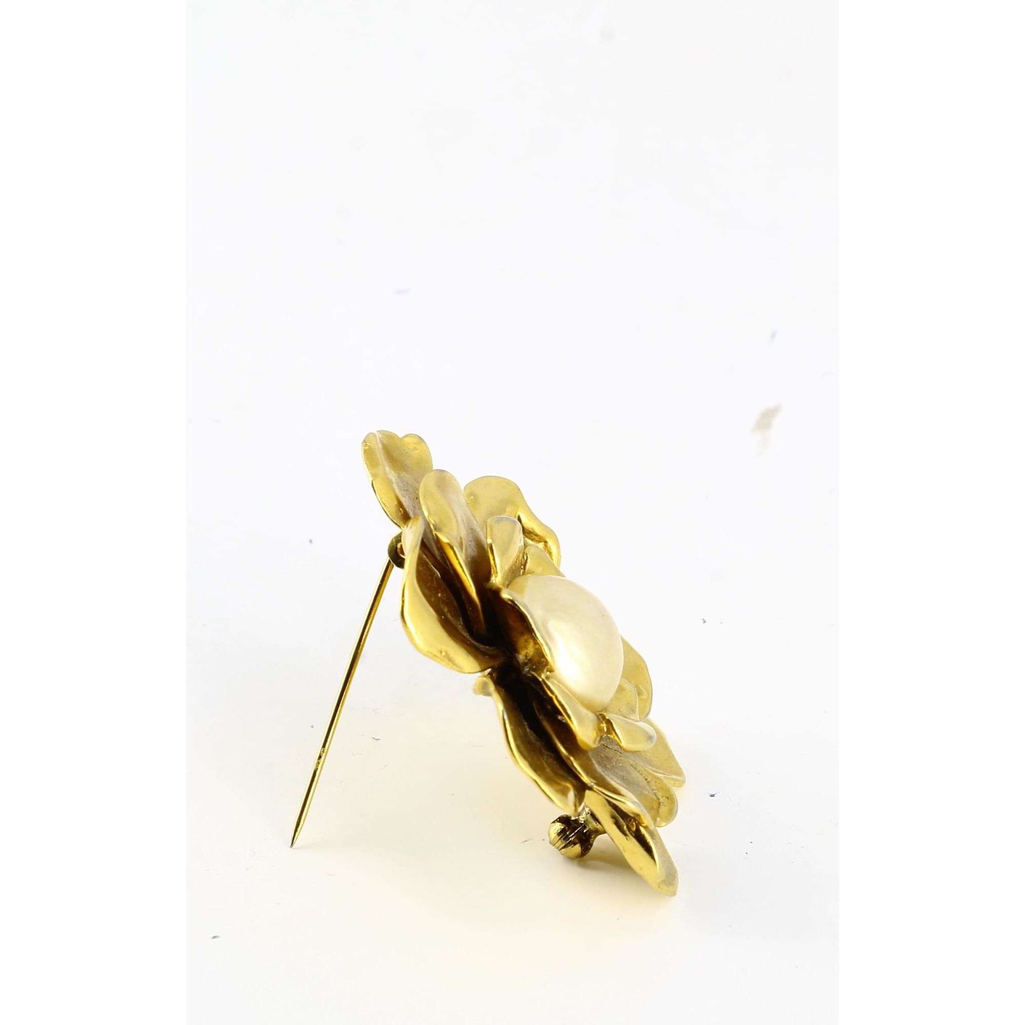 Brooch Yves Saint Laurent Fleure Doree